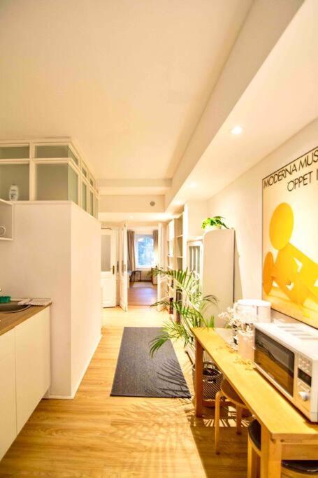 Ground Floor In Villa In Charlottenburg Garden View เบอร์ลิน ภายนอก รูปภาพ