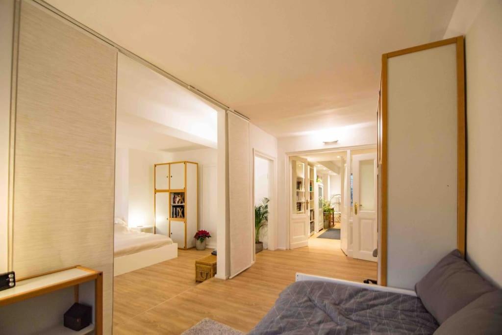 Ground Floor In Villa In Charlottenburg Garden View เบอร์ลิน ภายนอก รูปภาพ
