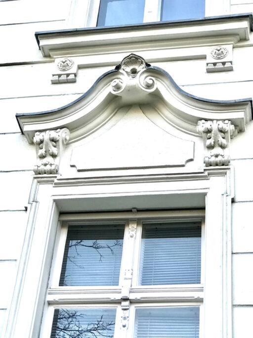 Ground Floor In Villa In Charlottenburg Garden View เบอร์ลิน ภายนอก รูปภาพ